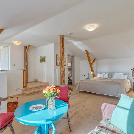 2 Bedroom Gorgeous In *
